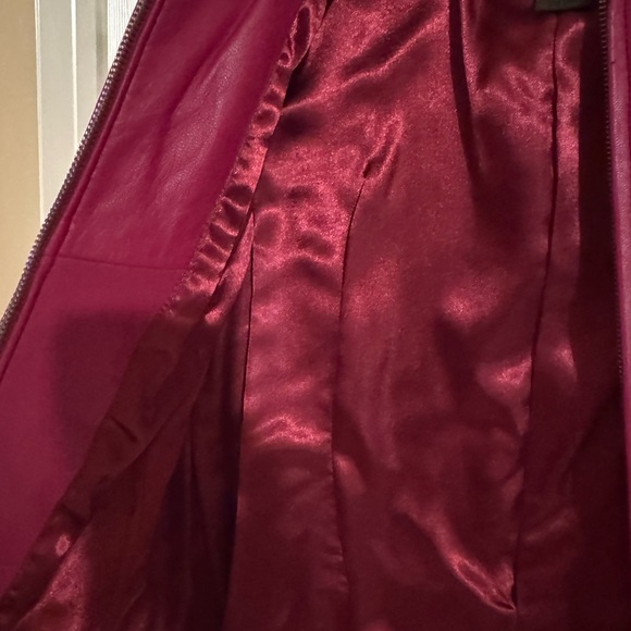 Leather Fuschia Chic  Moto Jacket. 
Soft & Supple. Perfect condition! - Picture 5 of 8